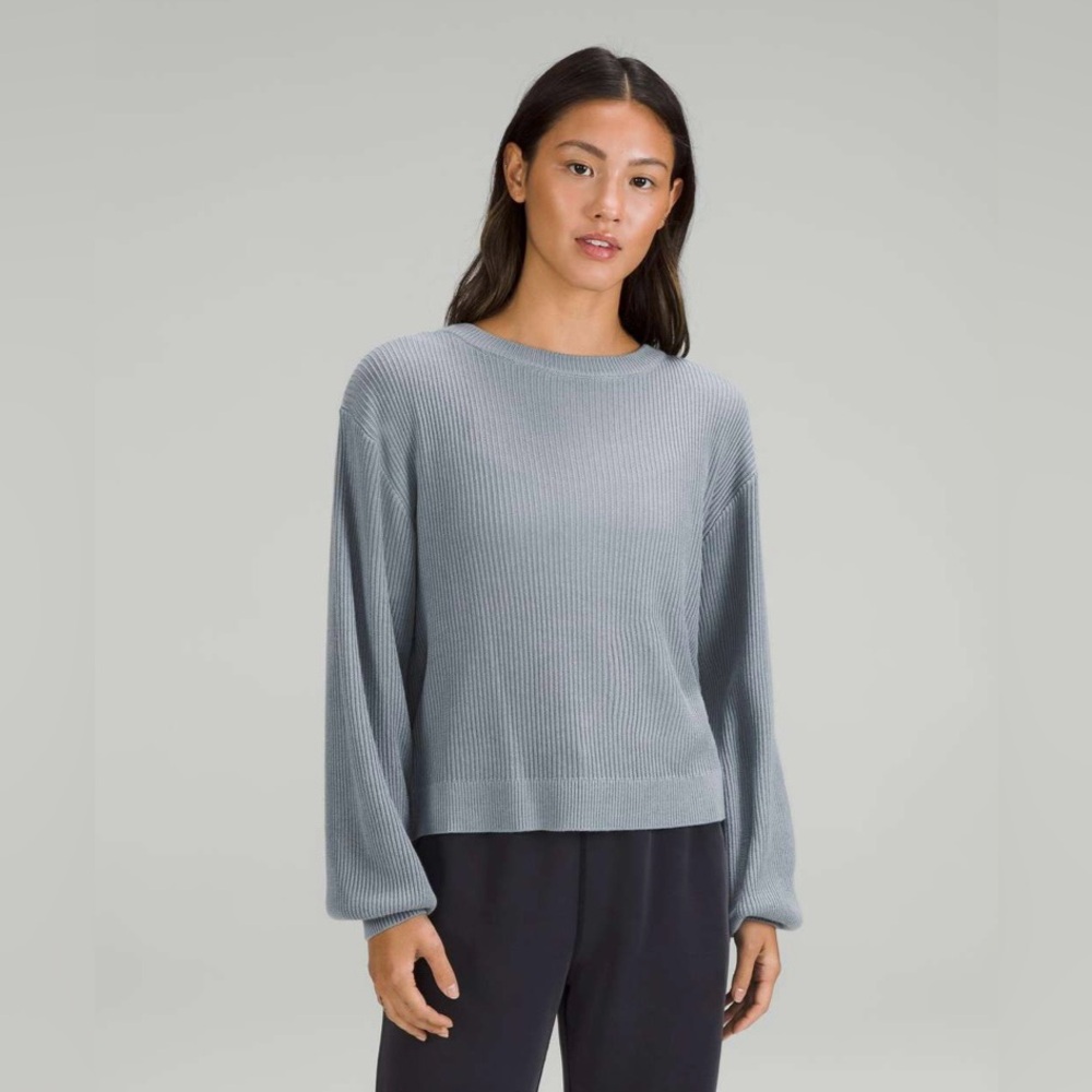 NWT Lululemon Reversible Crossover Sweater in Chambray Blue - Size 10 - Picture 5 of 14